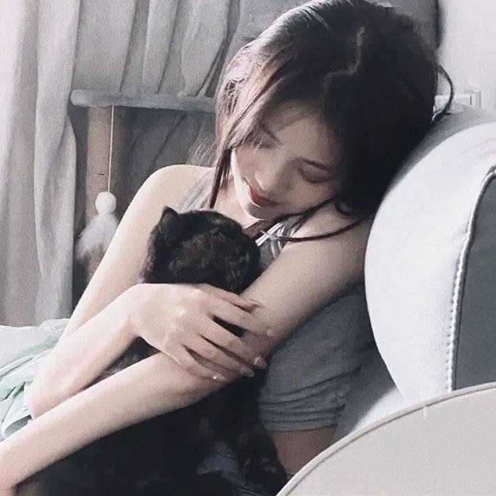 洛丽塔俱乐部的情歌